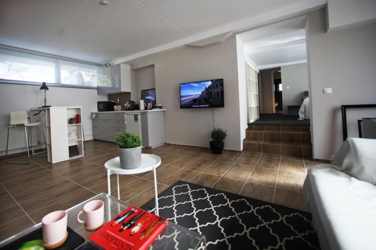 K House 5* Apartments Kaufungen エクステリア 写真